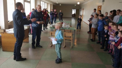 На Черкащині партійці влаштували шаховий турнір серед школярів