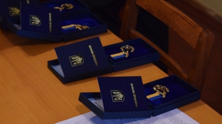 Шістьох черкаських військових нагородили знаком “Слава і честь”