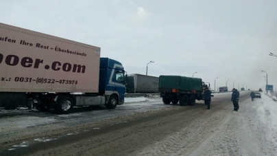 Рятувальники повідомили, яка ситуація на дорогах Черкащини