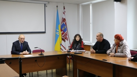 Міська влада радилася з сім’ями загиблих АТОвців стосовно майбутнього пам’ятника