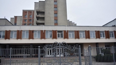 У Черкасах за 90 млн грн реконструюють колишній готель “Росава”, щоб розмістити там суд