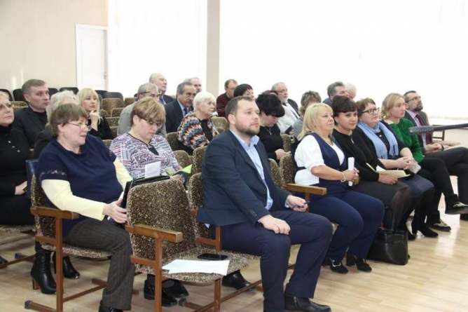 В одній з черкаських гімназій вивчали впровадження нового стандарту початкової освіти