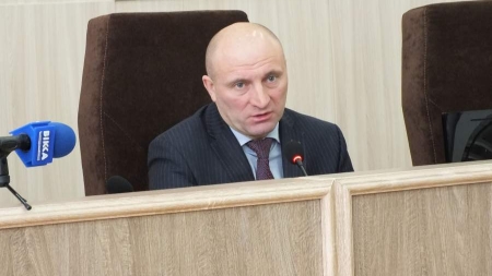 Міський голова підписав звернення до ВРУ про розпуск Черкаської міської ради