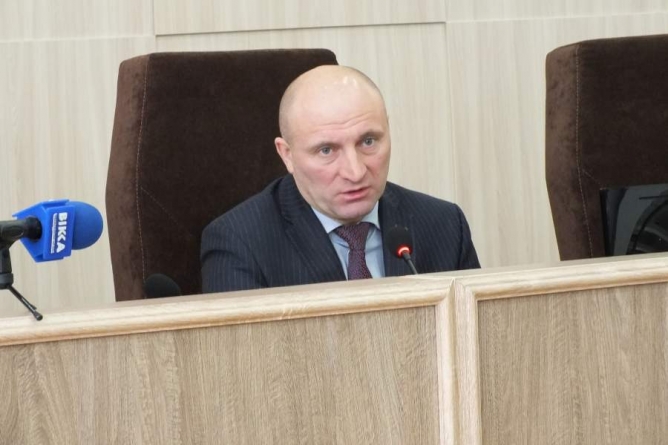 Міський голова підписав звернення до ВРУ про розпуск Черкаської міської ради