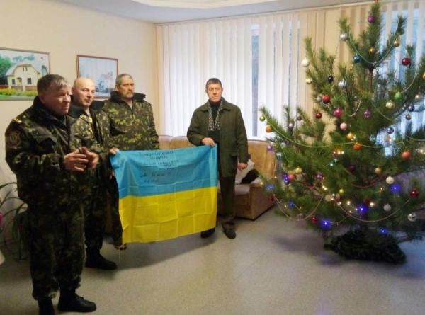Черкаських лісівників зі святами привітали українські бійці