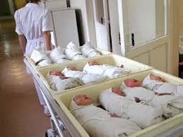 Десять немовлят протягом року залишили в пологових будинках Черкас