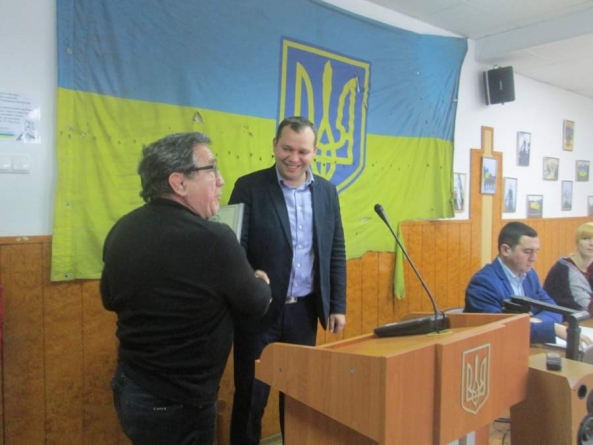 Федерація греко-римської боротьби України вручила подяку Ігорю Волошину