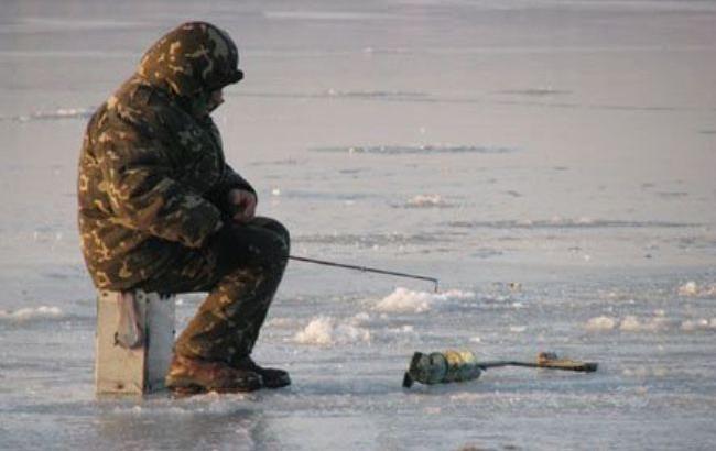 Черкаські рибалки продовжують ризикувати попри небезпеку
