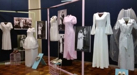 Весільну моду другої половини ХХ століття демонструють у Черкасах (Відео)
