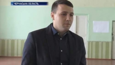 Наймолодший в Україні директор школи працює на Черкащині (відео)