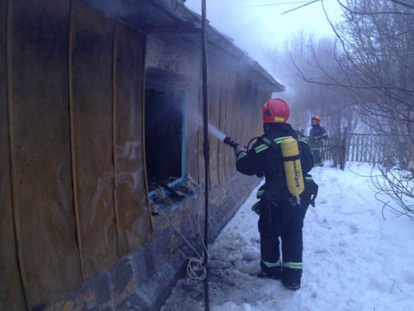 В пожежі на Монастирищині врятували чоловіка, але його дружина загинула