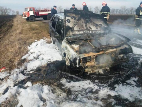 Просто під час руху загорілися два автомобілі на Черкащині