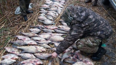 На Дніпрі спіймали браконьєра, який наловив риби на 30 тисяч (Фото)