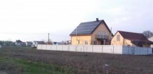 Житель Руської Поляни облаштував будинок сонячними панелями