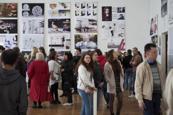У черкаському музеї демонструють роботи польських та українських студентів-дизайнерів
