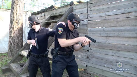Поліцейські та патрульні Черкащини вчилися взаємодіяти в екстремальних умовах (ФОТО)
