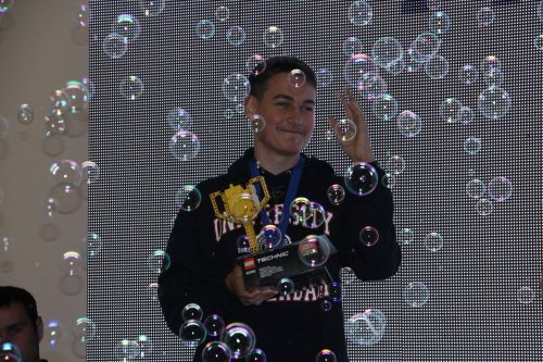 Черкаський гімназист посів третю місце у Всеукраїнській олімпіаді з робототехніки