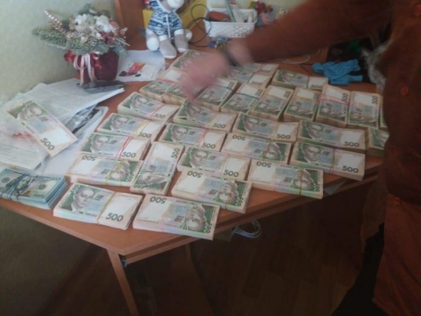 Понад 200 мільйонів гривень “відмила” “фірма” на Черкащині 