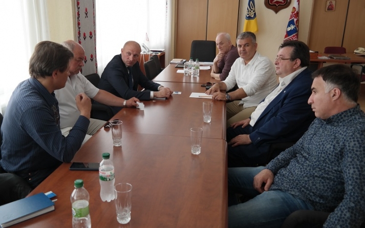 Міський голова Черкас обговорив з турецькими інвесторами перспективи впровадження сучасних технологій у ремонті доріг