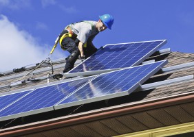 Понад 80 черкащан мають сонячні панелі у своїх домівках