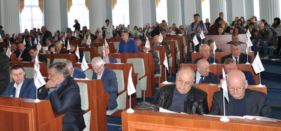 Депутати Черкаської облради від «Батьківщини» звітують перед громадою
