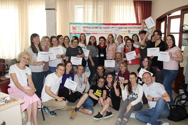 Перший Всеукраїнський семінар з волонтерства відбувся в Черкасах