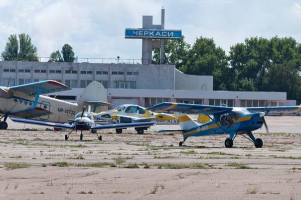 Черкаський аеропорт оголосив тендер на ремонт злітно-посадкової смуги
