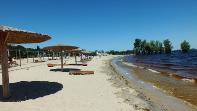 Черкащанам рекомендують відпочивати на чотирьох пляжах (Фото)