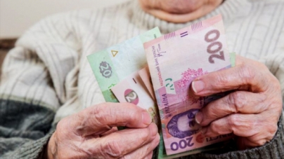 Черкащан попереджають про шахраїв, які міняють старі гривні на фальшиві