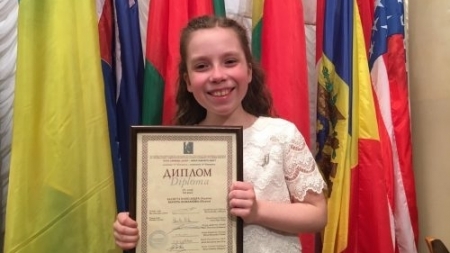 Маленька піаністка із Черкас перемогла на міжнародному конкурсі