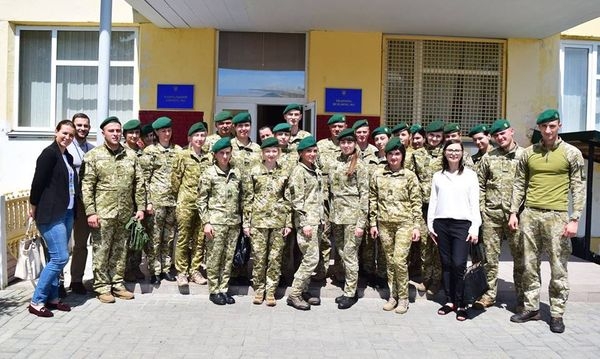 Курси підвищення кваліфікації для військовослужбовців тривають в Оршанці (Фото)