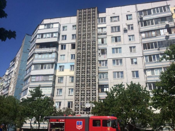 Квартира на сьомому поверсі в Черкасах загорілася за відсутності господарів