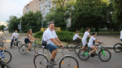 Велопробіг на підтримку традиційних сімейних цінностей провели в Черкасах (ФОТО)