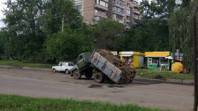 Вантажівка-“трансформер” з’явилася в Черкасах (Фотофакт)