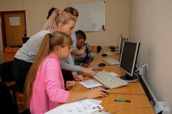 У черкаському виші студентам допомагають створити електронний кабінет