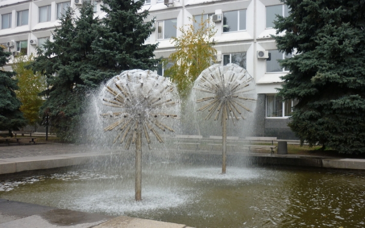Черкаські фонтани біля міськради та на площі 700-річчя передали на баланс Черкасиводоканалу
