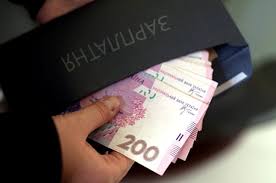 Середньообласна зарплата на Черкащині удвічі вища за мінімалку