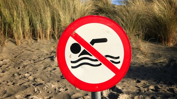 У Черкасах забороняють купатися на трьох пляжах через кишкову паличку