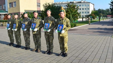 Прикордонники Оршанця вшанували пам’ять загиблих колег-героїв