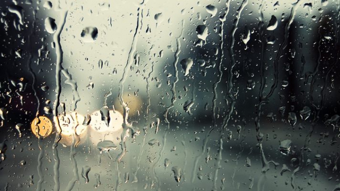 Дощовий рекорд: вихідними у Черкасах випало більше місячної норми опадів
