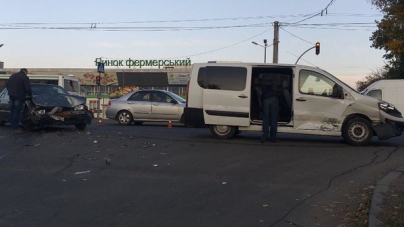 У Черкасах ДТП за участю двох автівок: є постраждалий