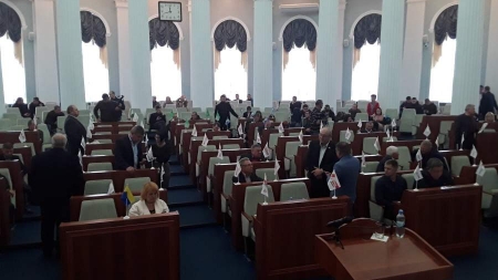 Депутати Черкаської облради не змогли зібратися, щоб прийняти рішення проти підняття тарифів