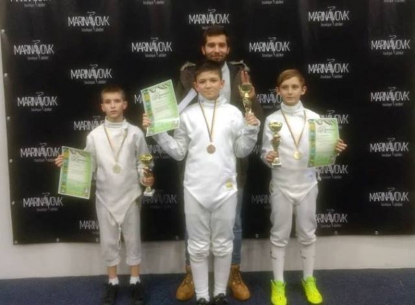 Юні черкаські шаблісти показали клас на Всеукраїнських змаганнях