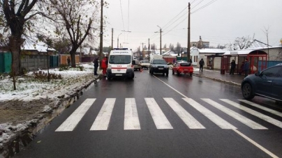 У Черкасах водій збив дівчину на «зебрі»