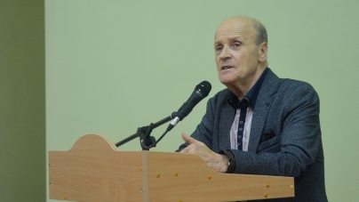 У Черкасах  Михайло Слабошпицький презентував чергову книгу мемуарів