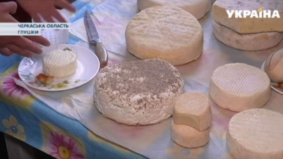 Елітні сири виготовляють на черкаській фермі (відео)
