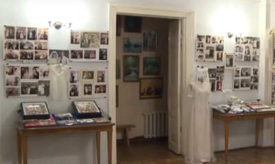 У музеї на Черкащині відкрили виставку весільних вбрань різних епох (відео)