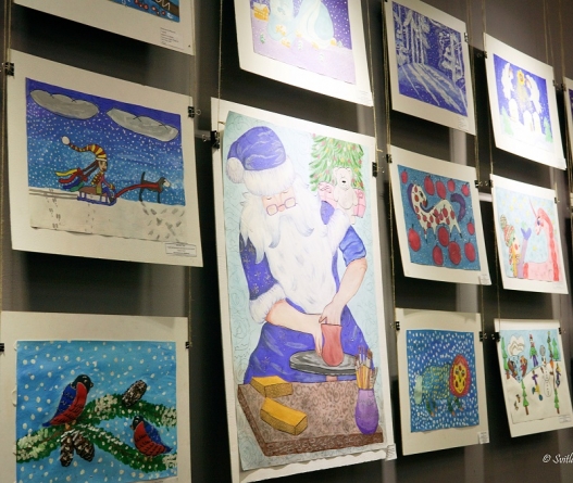 У Черкасах талановиті діти презентували свою творчість на виставці “Зимова казка”