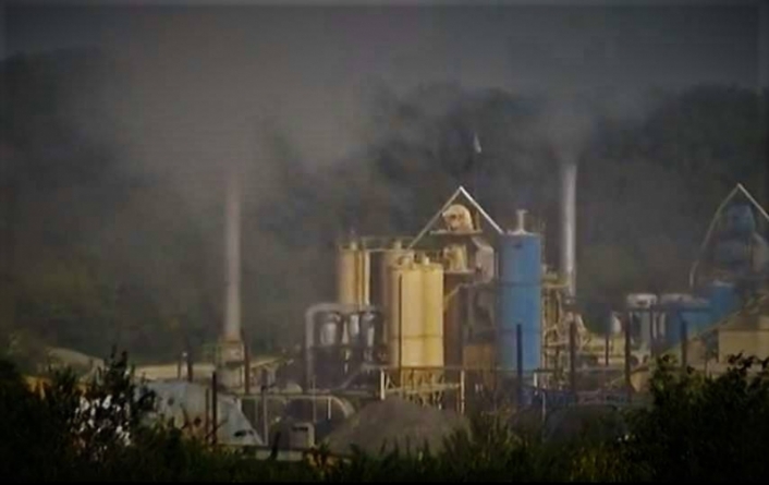 Екологічна катастрофа: Уманський асфальтний завод «Авангард» отруює уманчан шкідливими викидами