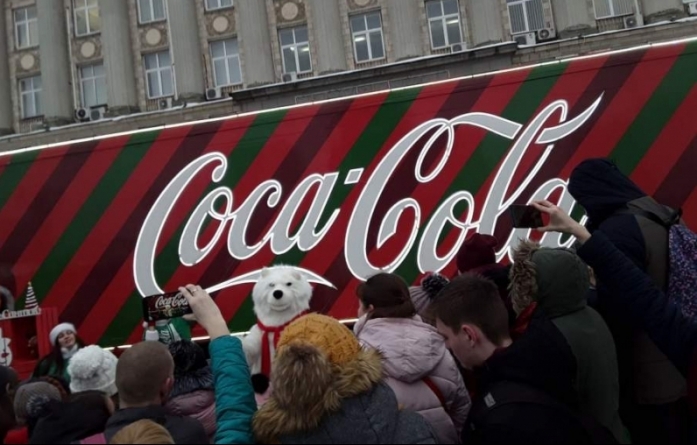 До Черкас приїхала вантажівка Coca-cola (фото)
